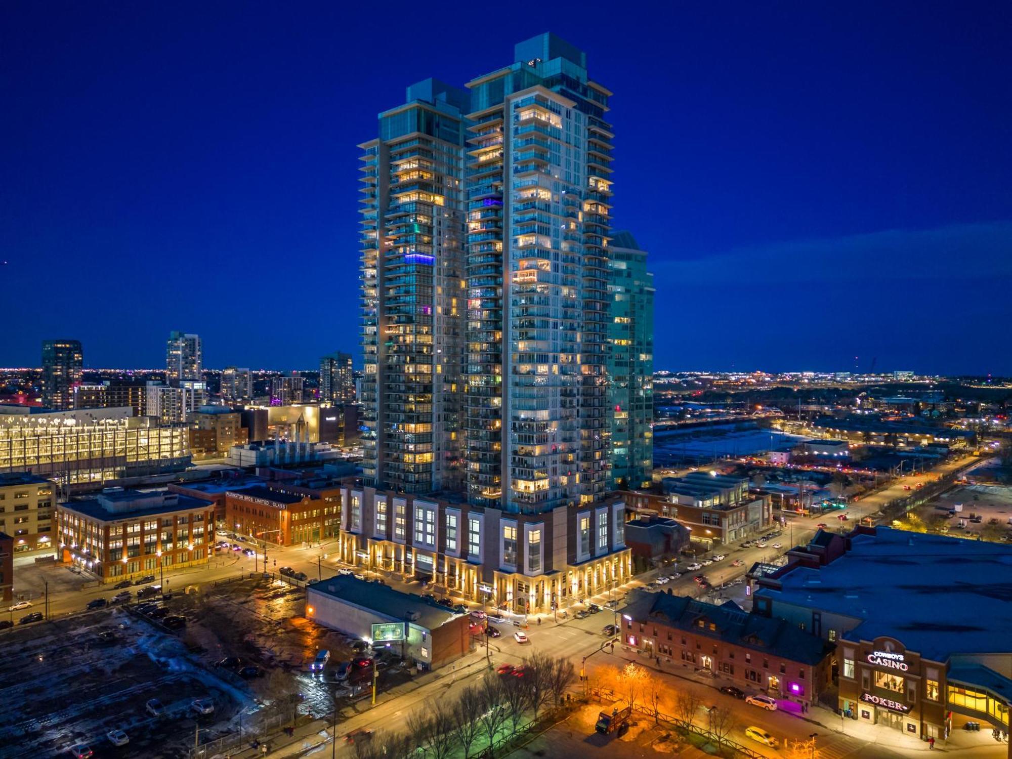 Modern Suite Calgary Downtown 5 Min Walk Stampede Kültér fotó
